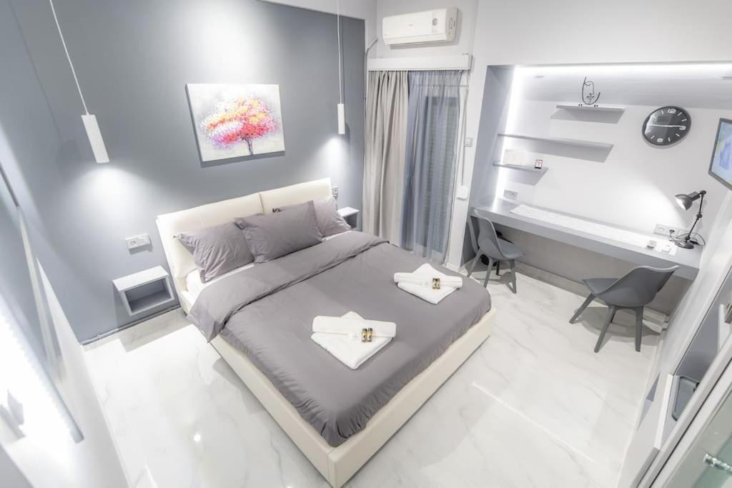 Lux Seaside Apartment By Volos Hospitality Exterior photo